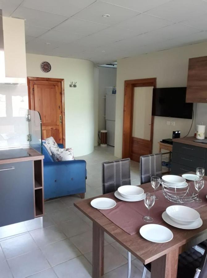 85 Palma Living Apartment Victoria Luaran gambar