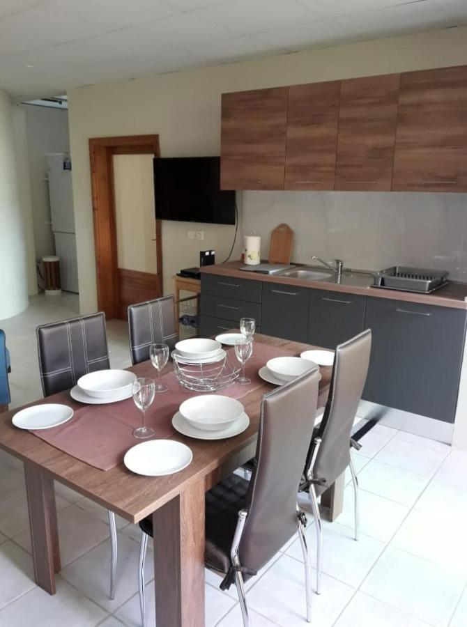 85 Palma Living Apartment Victoria Luaran gambar