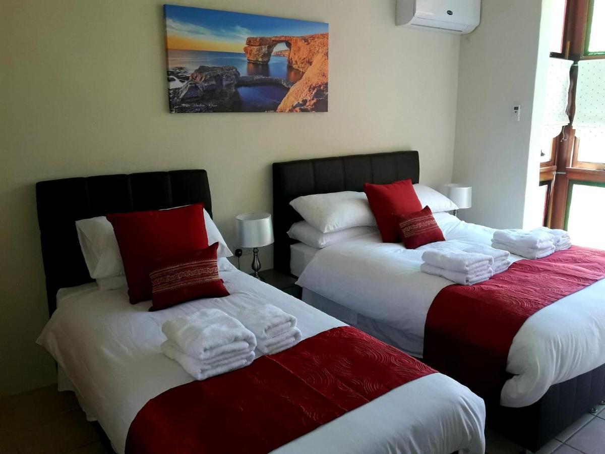 85 Palma Living Apartment Victoria Luaran gambar